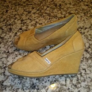 Toms Corduroy Wedge Heels size 8